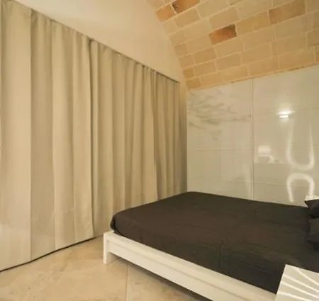 Villetta Baia Dei Turchi Apartment *